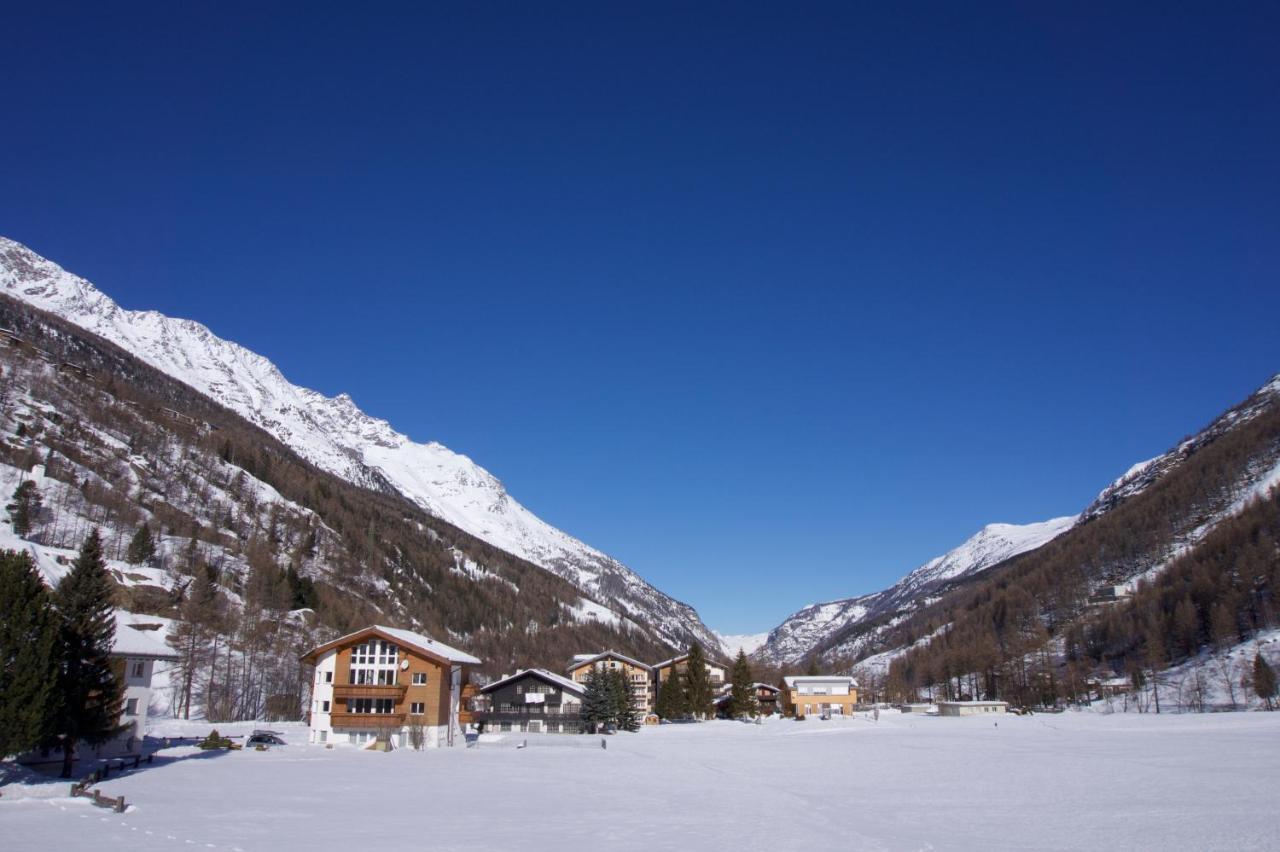 Art Oase Apartment Saas-Grund Exterior photo